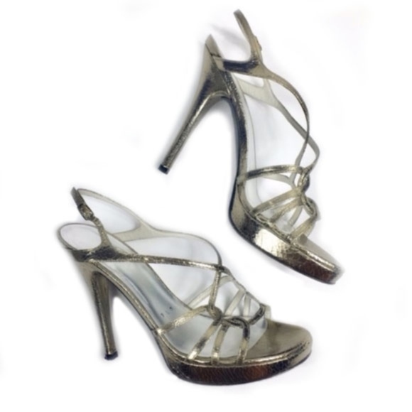 Stuart Weitzman Shoes - STUART WEITZMAN Pewter/Silver Strappy Sandals